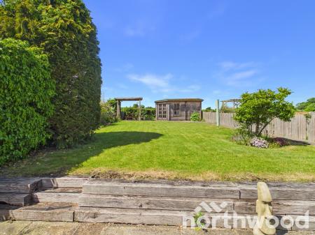 3 bedroom Semi-detached house for sale in The Street, Great Chart, TN23