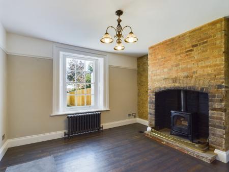 2 bedroom Terraced House to let in The Street, Egerton, TN27