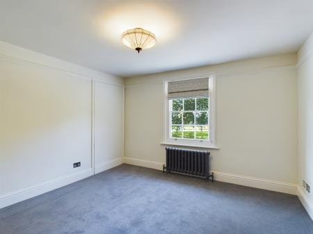 2 bedroom Terraced House to let in The Street, Egerton, TN27