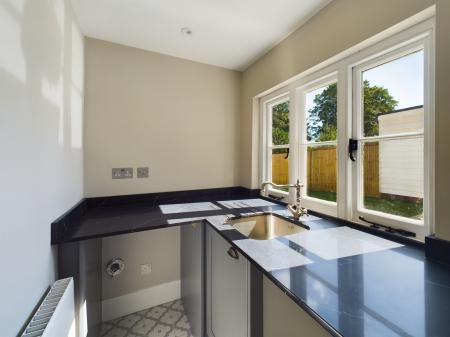 2 bedroom Terraced House to let in The Street, Egerton, TN27