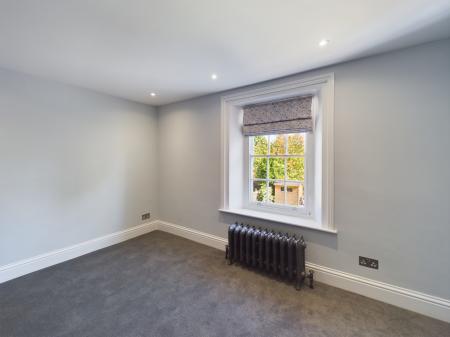2 bedroom Terraced House to let in The Street, Egerton, TN27