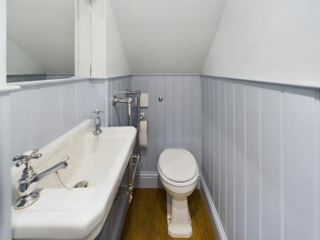 2 bedroom Terraced House to let in The Street, Egerton, TN27