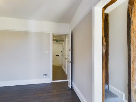 2 bedroom Terraced House to let in The Street, Egerton, TN27
