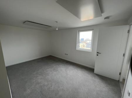 2 bedroom Flat to let in New Town Road, New Town, Ashford, TN24