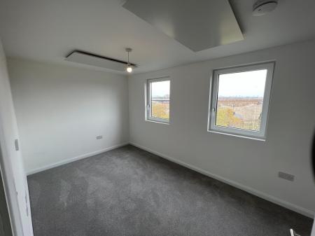 2 bedroom Flat to let in New Town Road, New Town, Ashford, TN24