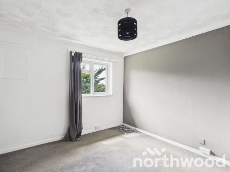 3 bedroom End of terrace house to let in Oak Tree Road, Ashford, TN23