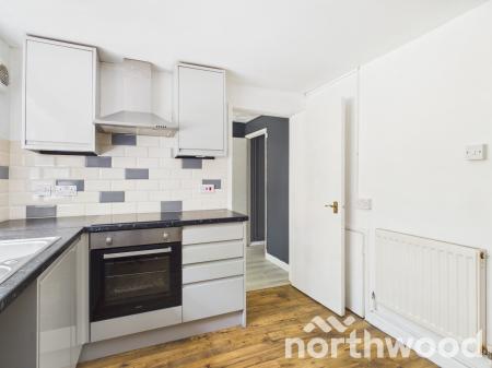 3 bedroom End of terrace house to let in Oak Tree Road, Ashford, TN23