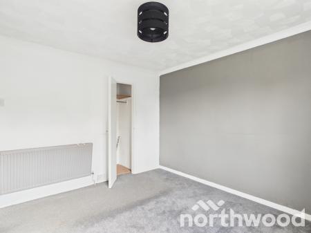 3 bedroom End of terrace house to let in Oak Tree Road, Ashford, TN23