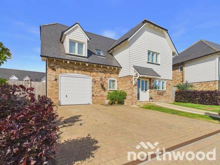 4 bedroom Detached house for sale in The Hamlet, Chilmington Green, Ashford, TN23