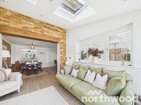 4 bedroom Detached house for sale in The Hamlet, Chilmington Green, Ashford, TN23