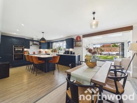 4 bedroom Detached house for sale in The Hamlet, Chilmington Green, Ashford, TN23