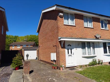2 bedroom Semi-detached house to let in Firs Lane, Cheriton, Cheriton, CT19