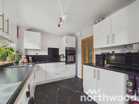 3 bedroom Terraced House for sale in Arcon Road, South Ashford, Ashford, TN23