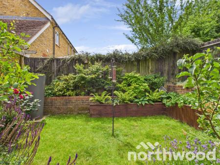 4 bedroom Detached house for sale in Green Fields Lane, Singleton, Ashford, TN23