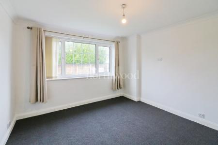 5 bedroom Detached house to let in Swan Lane, Sellindge, TN25