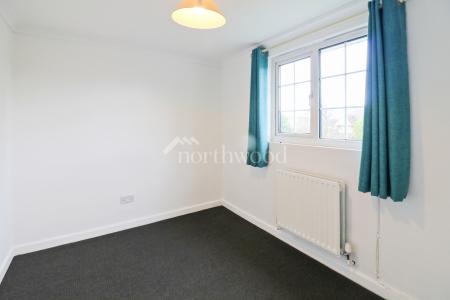 5 bedroom Detached house to let in Swan Lane, Sellindge, TN25