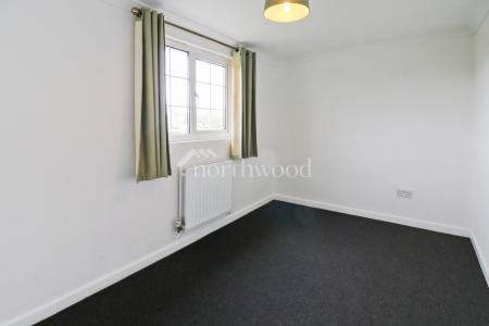 5 bedroom Detached house to let in Swan Lane, Sellindge, TN25