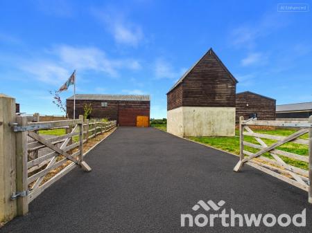 4 bedroom Barn Conversion for sale in School Road, Romney Marsh, TN29