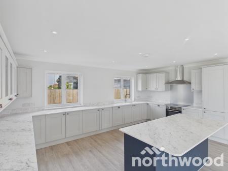 4 bedroom Flat for sale in School Road, Romney Marsh, TN29