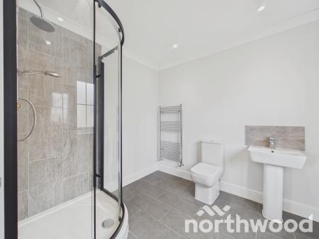 4 bedroom Flat for sale in School Road, Romney Marsh, TN29