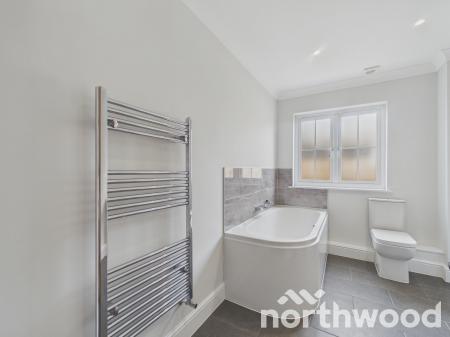 4 bedroom Flat for sale in School Road, Romney Marsh, TN29