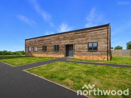 4 bedroom Barn Conversion for sale in School Road, Romney Marsh, TN29