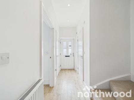 3 bedroom Town house for sale in Chilmington Avenue, Chilmington Green, Ashford, TN23