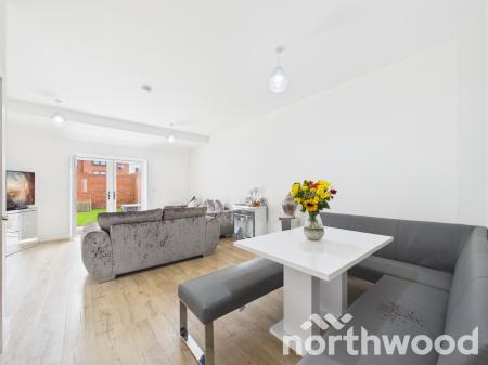 3 bedroom Town house for sale in Chilmington Avenue, Chilmington Green, Ashford, TN23