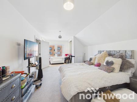 3 bedroom Town house for sale in Chilmington Avenue, Chilmington Green, Ashford, TN23