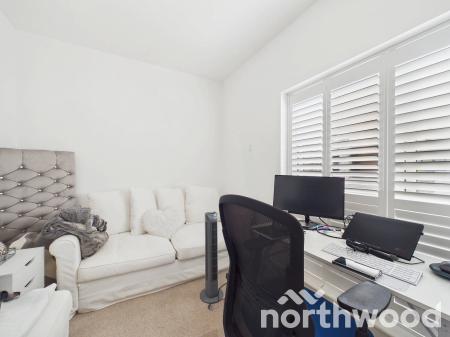 3 bedroom Town house for sale in Chilmington Avenue, Chilmington Green, Ashford, TN23
