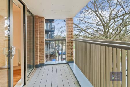 1 bedroom Flat to let in Victoria Crescent, La Riviere, Ashford, TN23