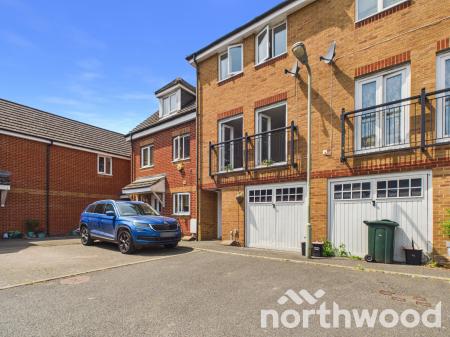 Richmond Meech Drive, Kennington, Ashford, TN24