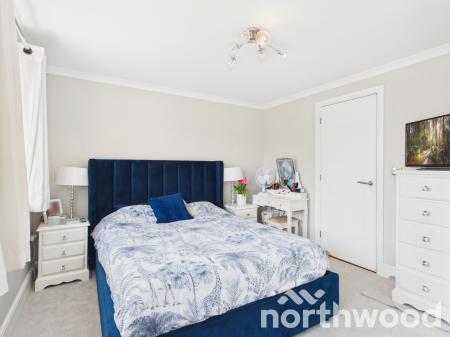 4 bedroom Terraced House to let in Richmond Meech Drive, Kennington, Ashford, TN24