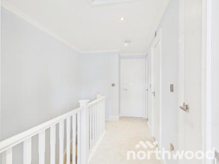 4 bedroom Terraced House to let in Richmond Meech Drive, Kennington, Ashford, TN24