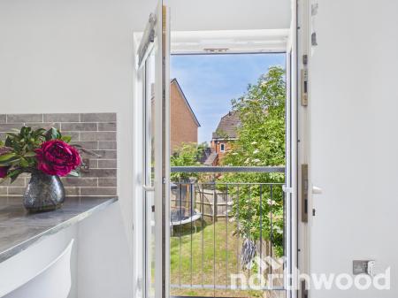 4 bedroom Terraced House to let in Richmond Meech Drive, Kennington, Ashford, TN24
