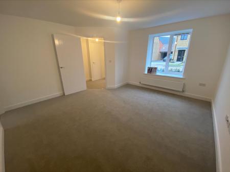 3 bedroom Semi-detached house to let in Farmstead Road, Bridgefield, Ashford, TN25