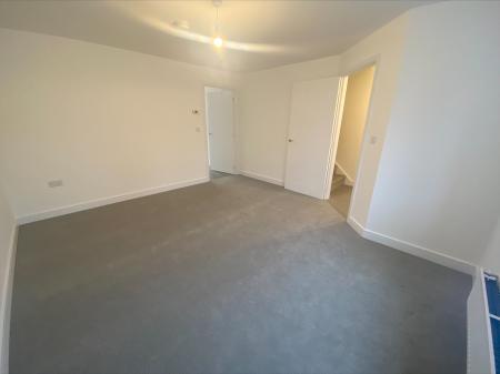 3 bedroom Semi-detached house to let in Farmstead Road, Bridgefield, Ashford, TN25
