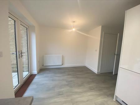 3 bedroom Semi-detached house to let in Farmstead Road, Bridgefield, Ashford, TN25