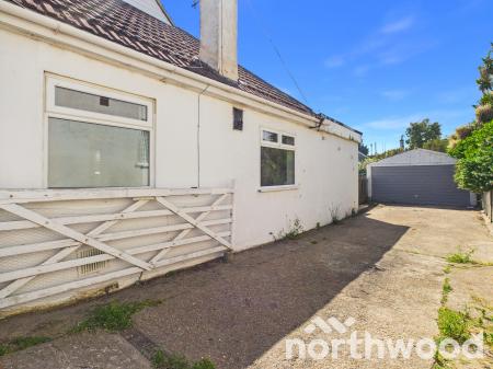 4 bedroom Detached bungalow for sale in Coast Drive, Greatstone, TN28