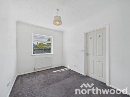4 bedroom Detached bungalow for sale in Coast Drive, Greatstone, TN28