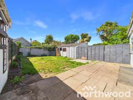 4 bedroom Detached bungalow for sale in Coast Drive, Greatstone, TN28