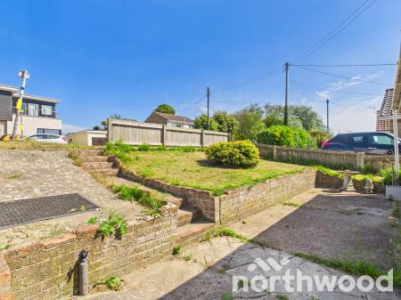 4 bedroom Detached bungalow for sale in Coast Drive, Greatstone, TN28