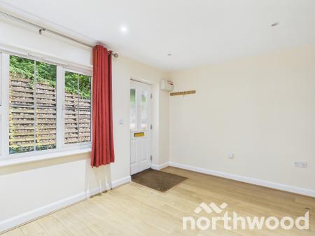 1 bedroom Ground floor maisonette to let in Rockwell Court, Tovil, Maidstone, ME15