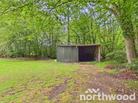 4 bedroom Barn Conversion for sale in Green Lane, Brissenden, Bethersden, TN26