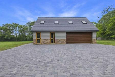 4 bedroom Barn Conversion for sale in Green Lane, Brissenden, Bethersden, TN26