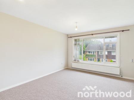 2 bedroom Maisonette to let in Northfleet Close, Vinters Park, Maidstone, ME14