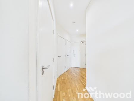 1 bedroom Flat for sale in Park Street, Town Centre, Ashford, TN24