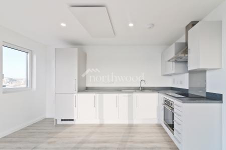 1 bedroom Flat to let in New Town Road, New Town, Ashford, TN24