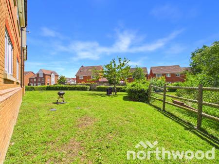 2 bedroom Apartment for sale in Hedgers Way, Chartfields, Ashford, TN23