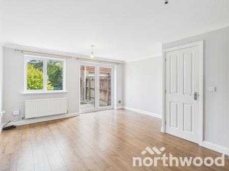 3 bedroom Semi-detached house to let in Swaffer Way, Singleton, Ashford, TN23